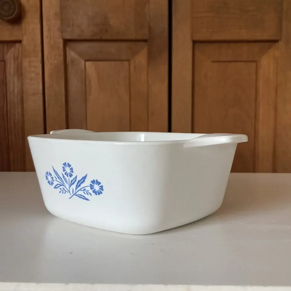Vintage Corningware Blue Cornflower P-43-B 22oz Petite Pan